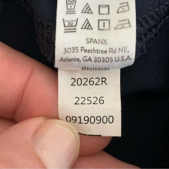 Spanx Navy Blue High-Waisted Ponte Knit  Leggings size medium - Picture 7 of 7